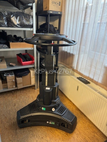 Vinten Quattro-L  (3852-0003) Pedestal - image #1