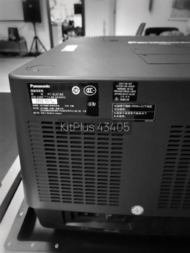 Panasonic PT-SLX16K 16,000 - image #4