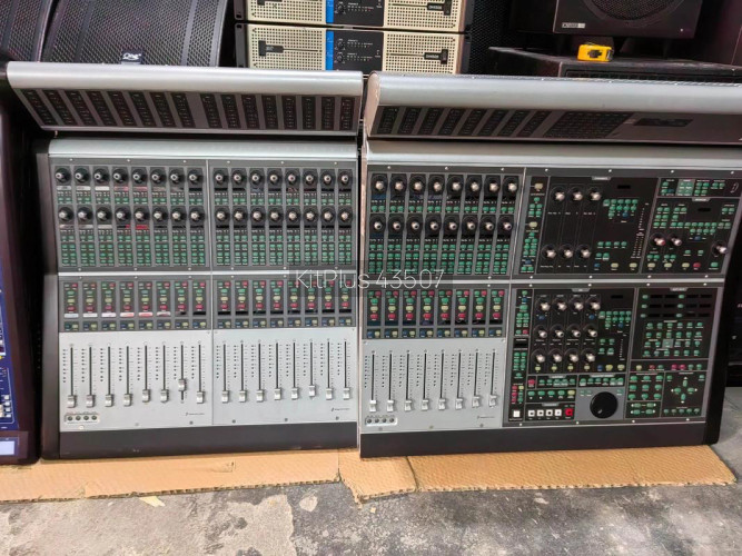 Avid D‑Command Main Unit + Fader Pack - image #1