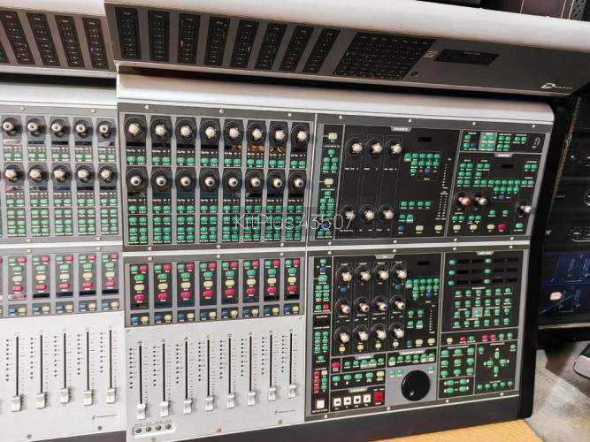 Avid D‑Command Main Unit + Fader Pack - image #3