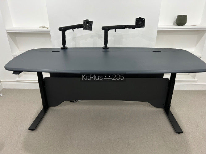 AKA Design ProView Desk - image #1