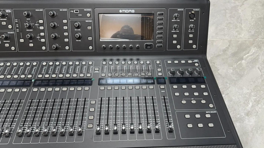 Midas M32 Digital Mixing Console - image #4