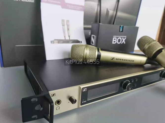 Sennheiser SKM 6000 Digital Wireless Handheld System – 1 Full Set (2 Microphones, Original Box Included) - image #4