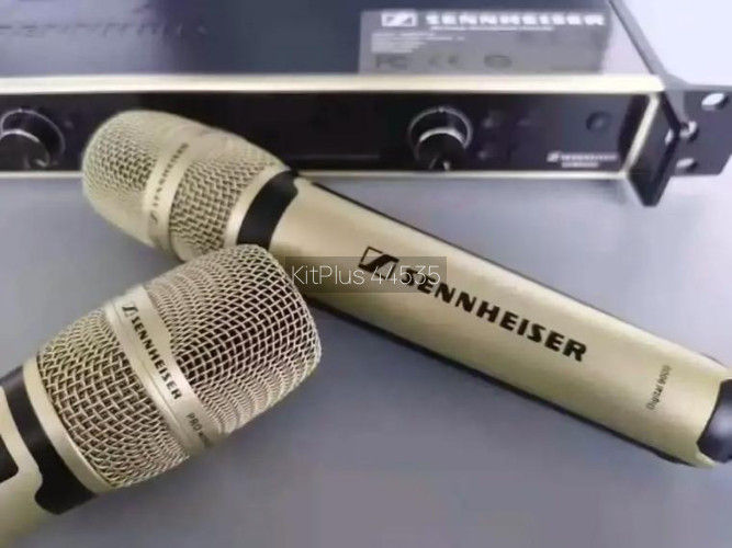 Sennheiser SKM 6000 Digital Wireless Handheld System – 1 Full Set (2 Microphones, Original Box Included) - image #5