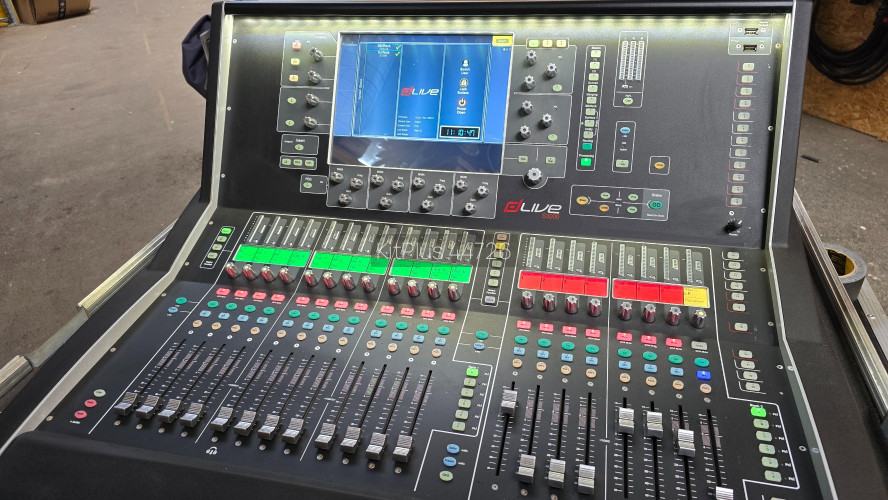 Allen & Heath dlive S3000 with Waves card and a CDM48 - image #1