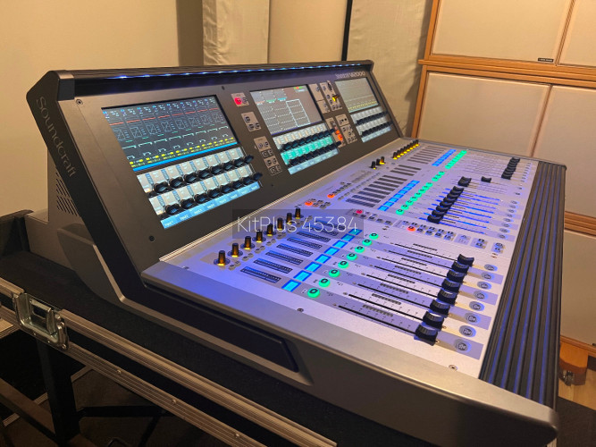Soundcraft Vi2000 - image #1