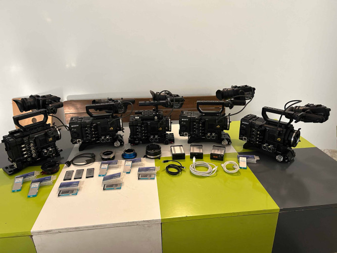  F5 4K cameras