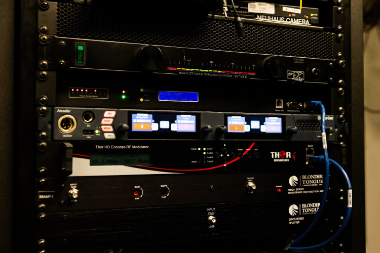 Clear-Com Powers Star-Studded Communications at Houston Alley Theatre