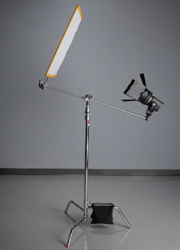 Matthews Rolls Out New C-Stand with Hollywood Baby Pin Arm