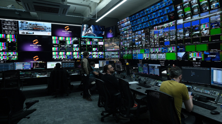 Custom Consoles Completes Large Module-R MCR Desk and MediaWall for Gravity Media West London Production Centre
