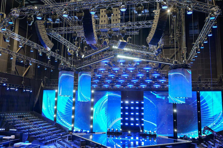 Sound Reinforcement for a Live TV Casting Show_An Invisible VIO Design Delivers House and Broadcast Sound for Around 1300 Studio Guests - with dBTechnologies and MMC Studios