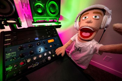 Prism Sound and rsquo;s Titan Interface Impresses The Realest Puppet in The Game