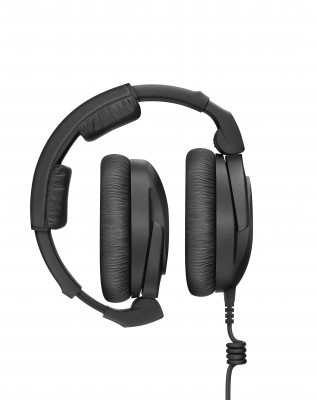 Sennheiser showcases new 300 PRO headphones and headset and Essential range of headset and lavalier microphones at IBC 2018