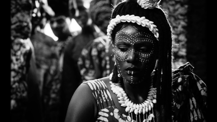 "Mami Wata" Cinematographer Lílis Soares Uses ZEISS CP.3 Lenses to  Capture Depths in Black & White
